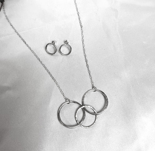 The Joy of Circles Jewellery Set